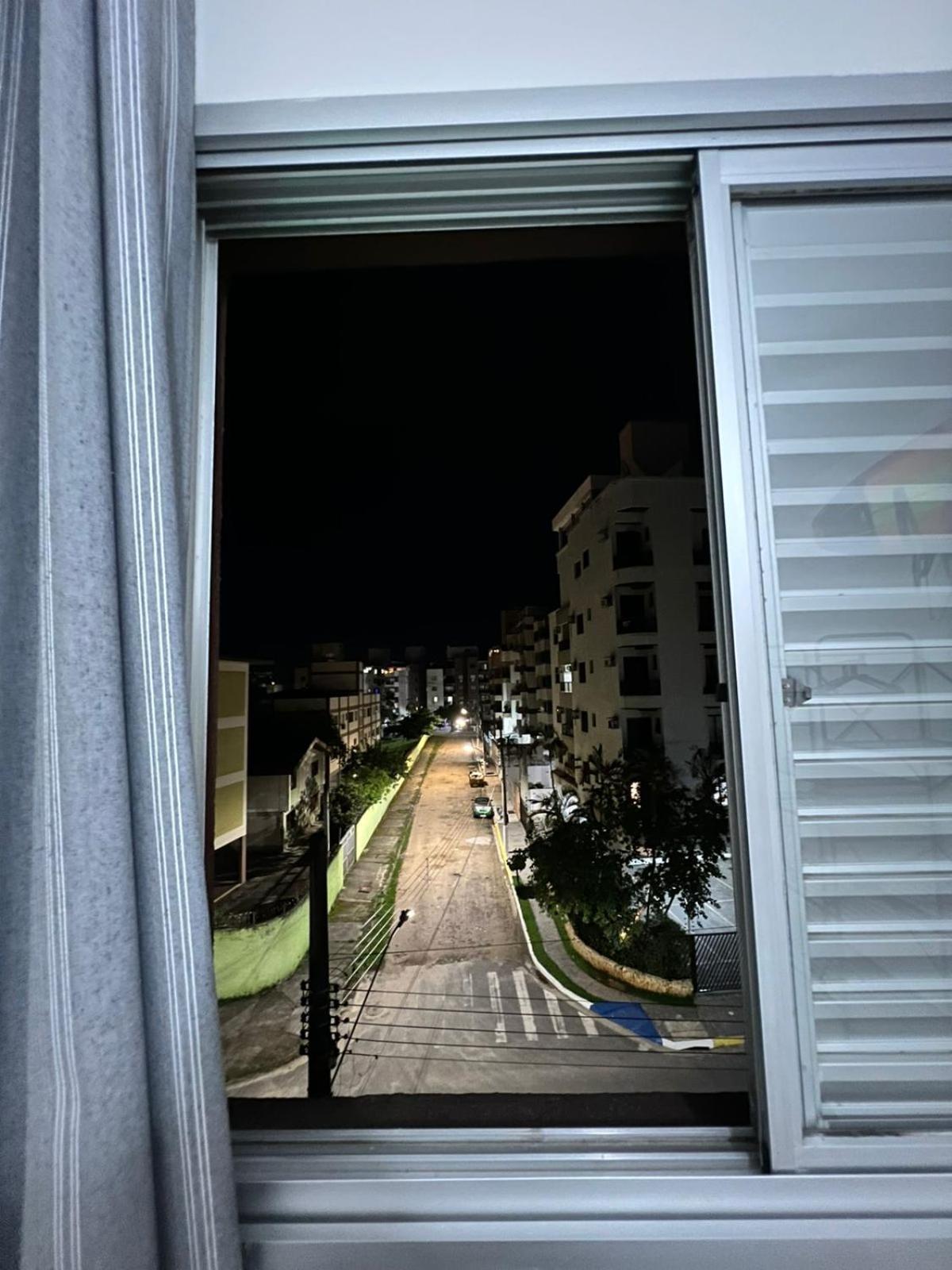 Apartamento Amplo E Belissimo! - 3 Quadras Do Mar! Гуаружа Экстерьер фото