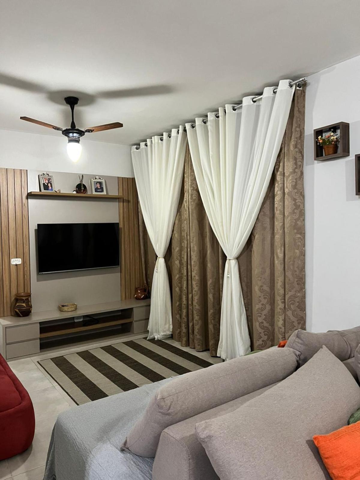 Apartamento Amplo E Belissimo! - 3 Quadras Do Mar! Гуаружа Экстерьер фото