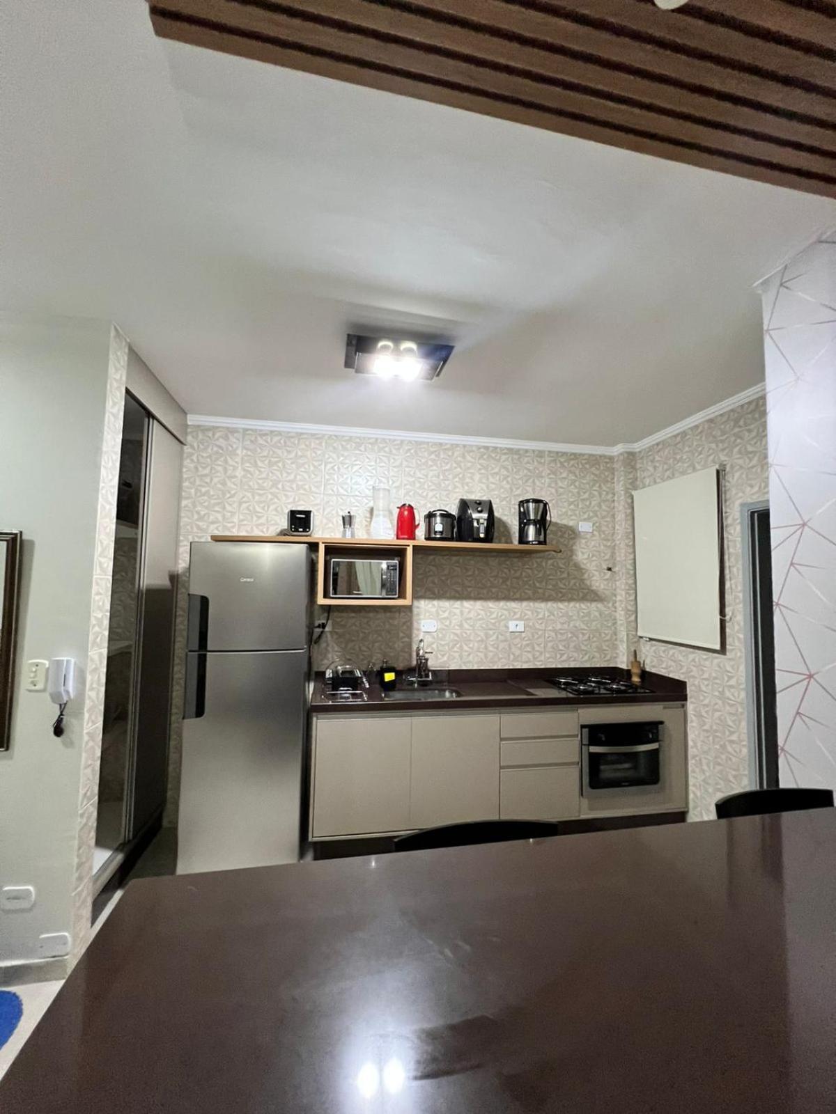 Apartamento Amplo E Belissimo! - 3 Quadras Do Mar! Гуаружа Экстерьер фото
