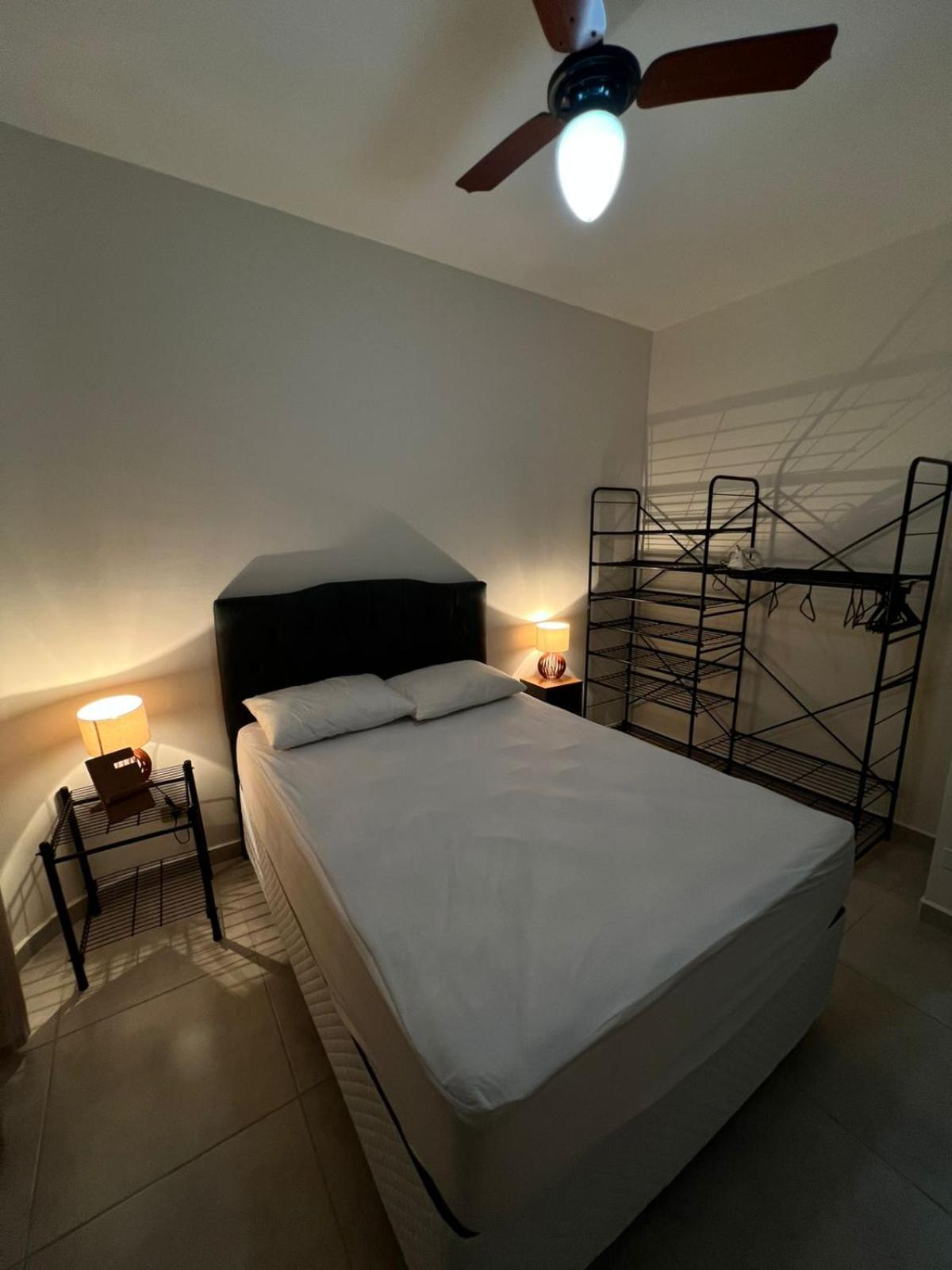 Apartamento Amplo E Belissimo! - 3 Quadras Do Mar! Гуаружа Экстерьер фото