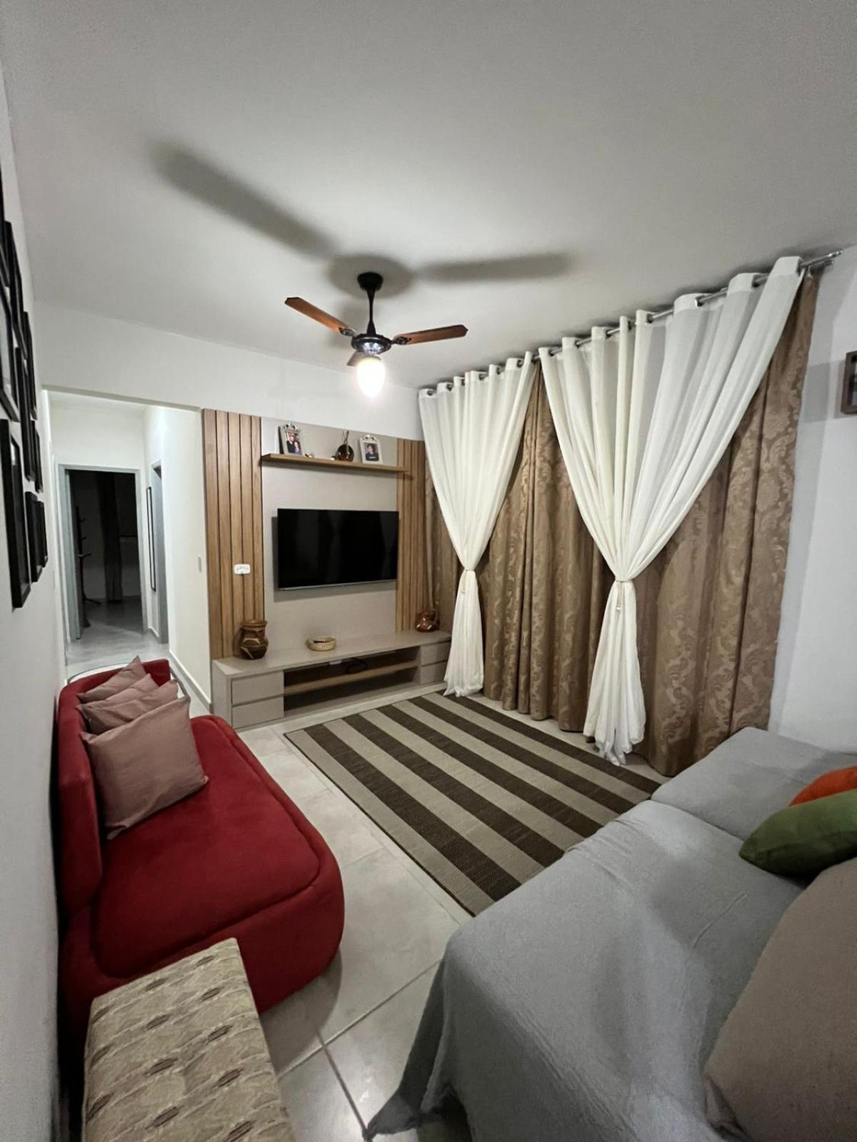 Apartamento Amplo E Belissimo! - 3 Quadras Do Mar! Гуаружа Экстерьер фото